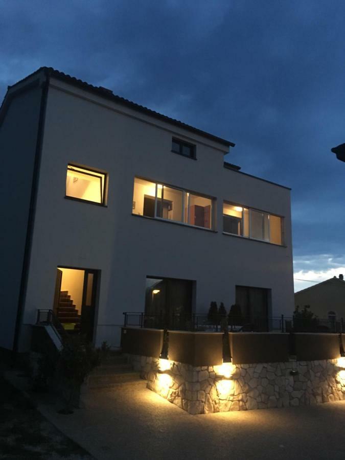 Apartment Ruzmarin Porat Екстериор снимка